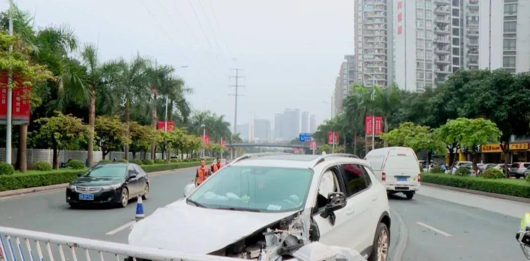 廣西車禍今日最新消息，事故現(xiàn)場直擊與后續(xù)關(guān)注，廣西車禍最新消息，現(xiàn)場直擊及后續(xù)關(guān)注