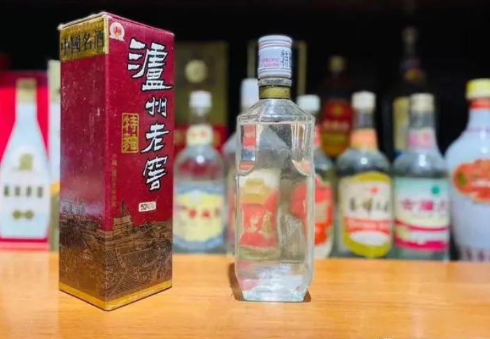 五糧液集團(tuán)旗下的品牌酒系列，多元化發(fā)展的典范，五糧液集團(tuán)品牌酒系列，多元化發(fā)展的璀璨明珠