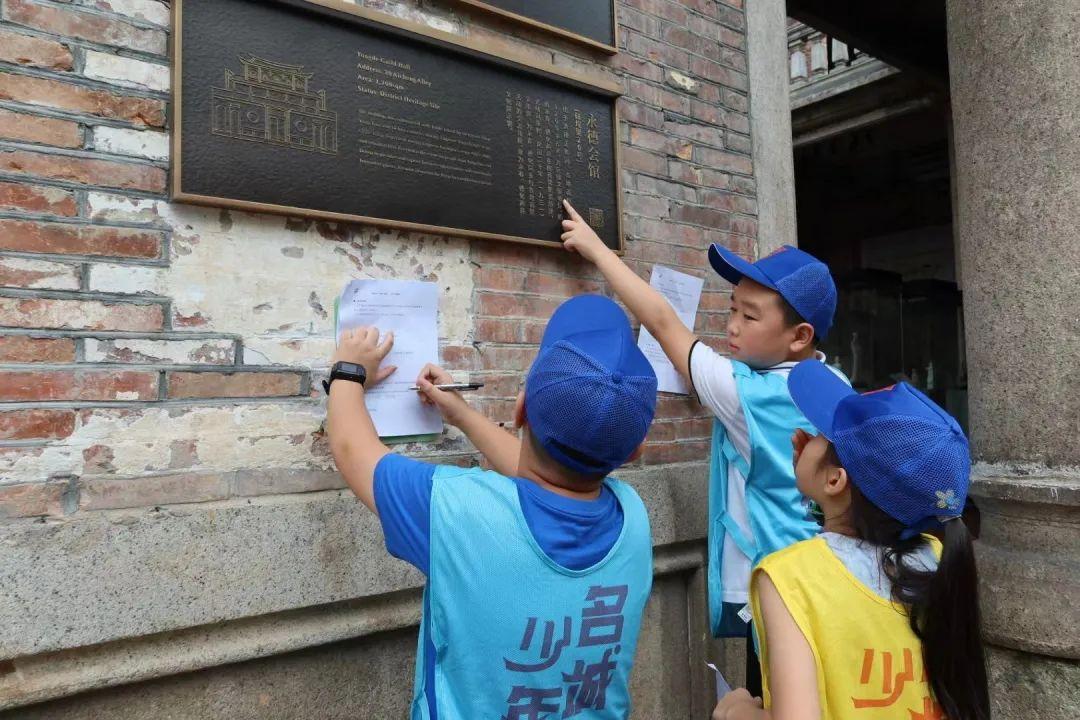 大學老師賣魚丸，一年大賺14億，大學老師轉(zhuǎn)行賣魚丸，一年收入驚人達14億！