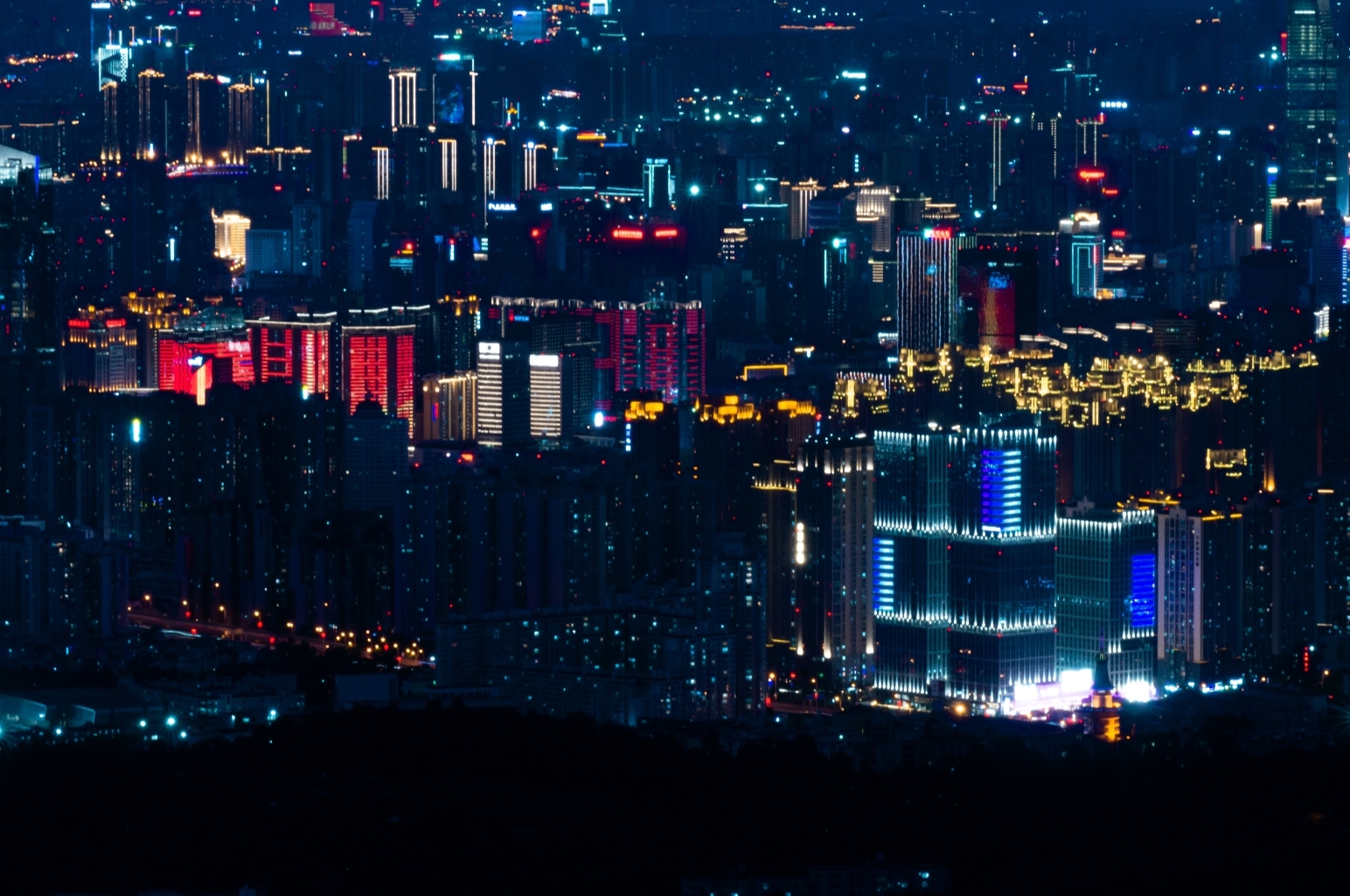 長蟲山夜景最新，探索城市中的自然魅力與夜色之美，長蟲山夜景探索，自然魅力與夜色之美的交融