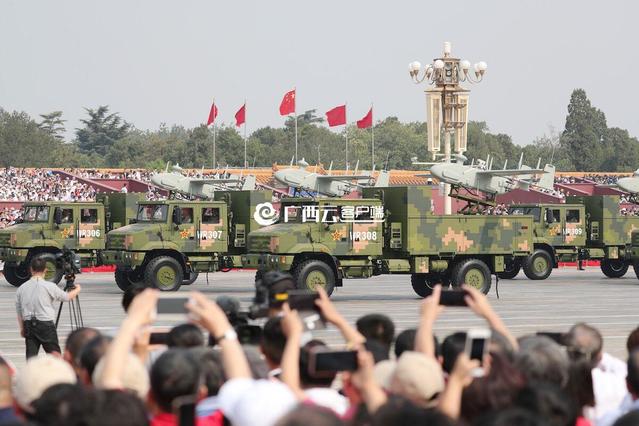 閱兵儀式現(xiàn)場，老百姓的觀看體驗(yàn)與參與感，閱兵儀式，百姓的觀看體驗(yàn)與參與感