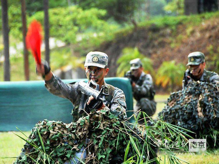 關(guān)于中國人民解放軍陸軍第XXX集團(tuán)軍的歷史演變與現(xiàn)狀研究，中國人民解放軍陸軍第XXX集團(tuán)軍歷史演變與現(xiàn)狀研究