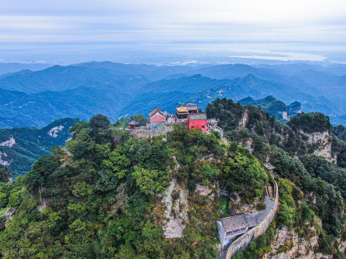 湖北哪里好玩？景點(diǎn)排名及旅游推薦，湖北必游景點(diǎn)排名與旅游推薦攻略