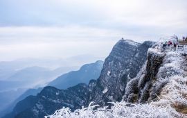 峨眉山金頂天氣預(yù)報(bào)及其影響，峨眉山金頂天氣預(yù)報(bào)與影響分析